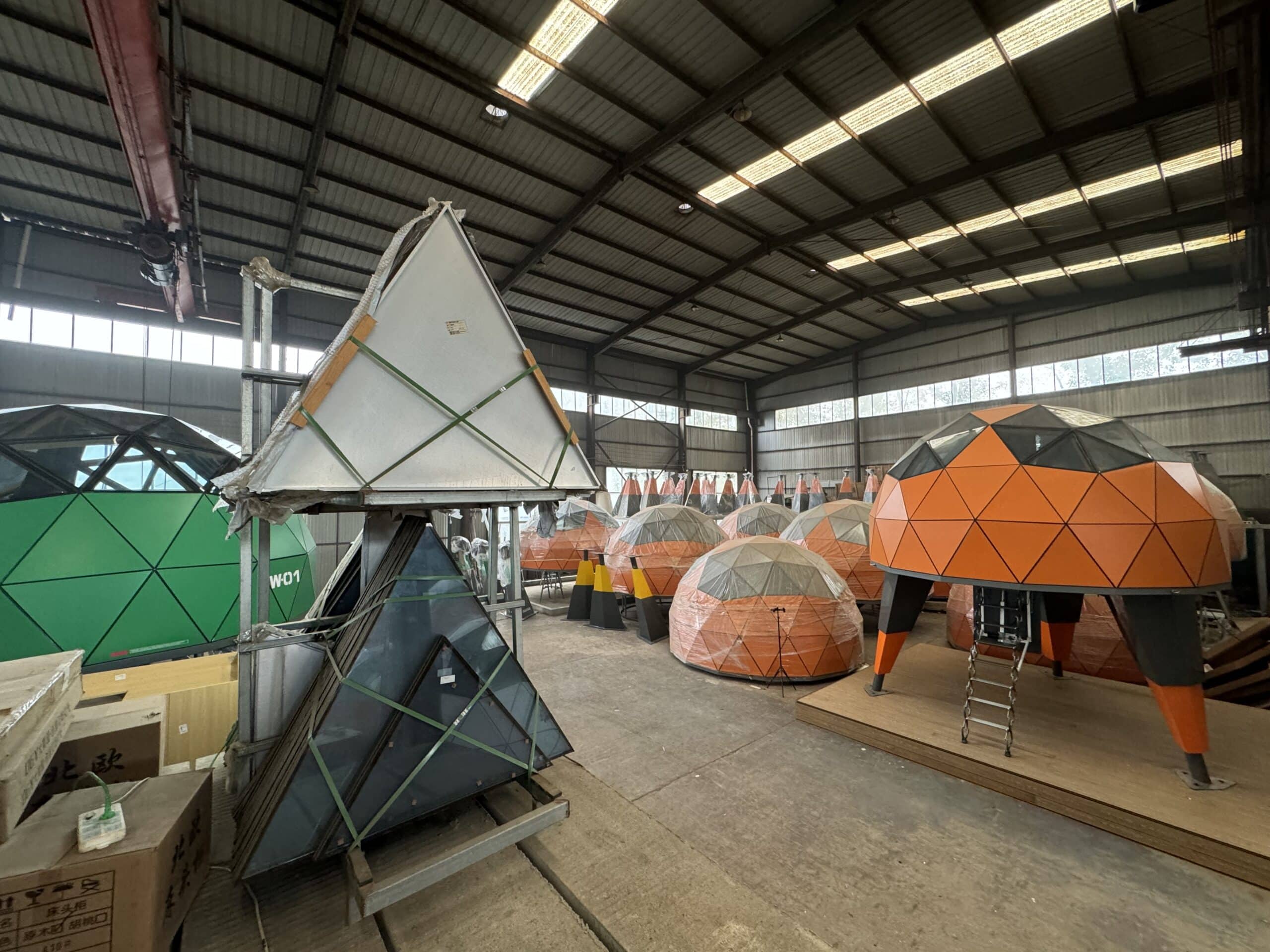 σ╖ÑσÄéΦ╜ªΘù┤3