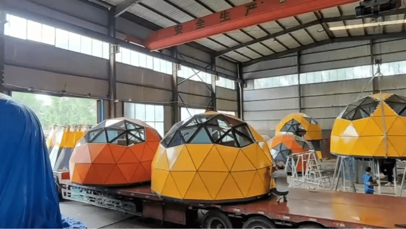 Inside bahria homes Castle :How the capsule houses are built.